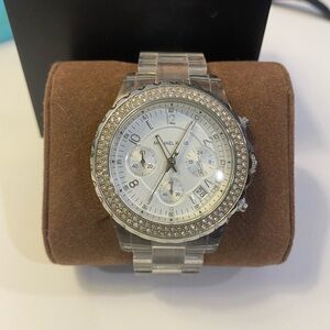 LIKE NEW - MICHAEL KORS CHRONOGRAPH WATCH